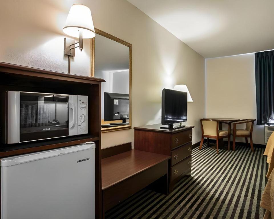Quality Inn Columbia Airport West Columbia Zewnętrze zdjęcie