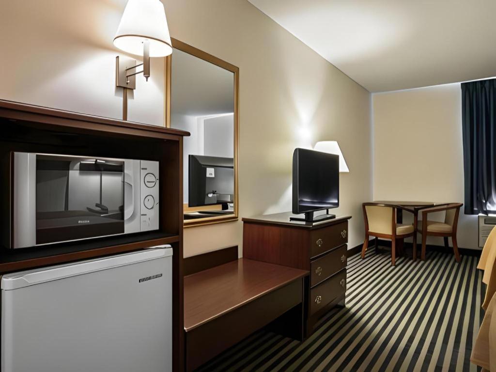 Quality Inn Columbia Airport West Columbia Zewnętrze zdjęcie