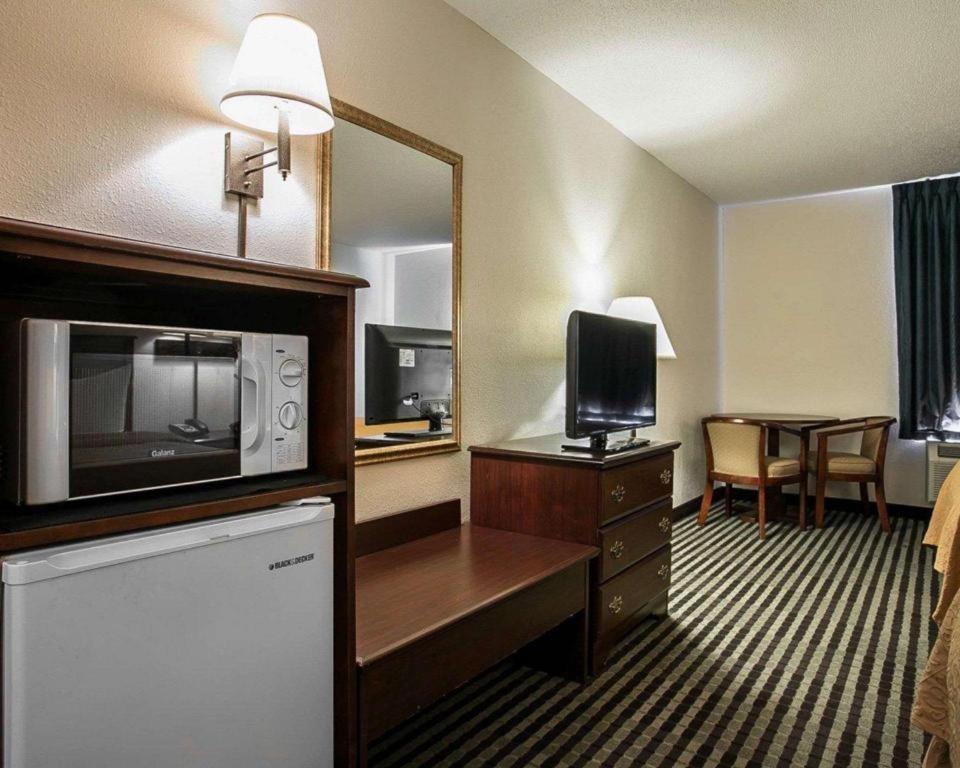 Quality Inn Columbia Airport West Columbia Zewnętrze zdjęcie